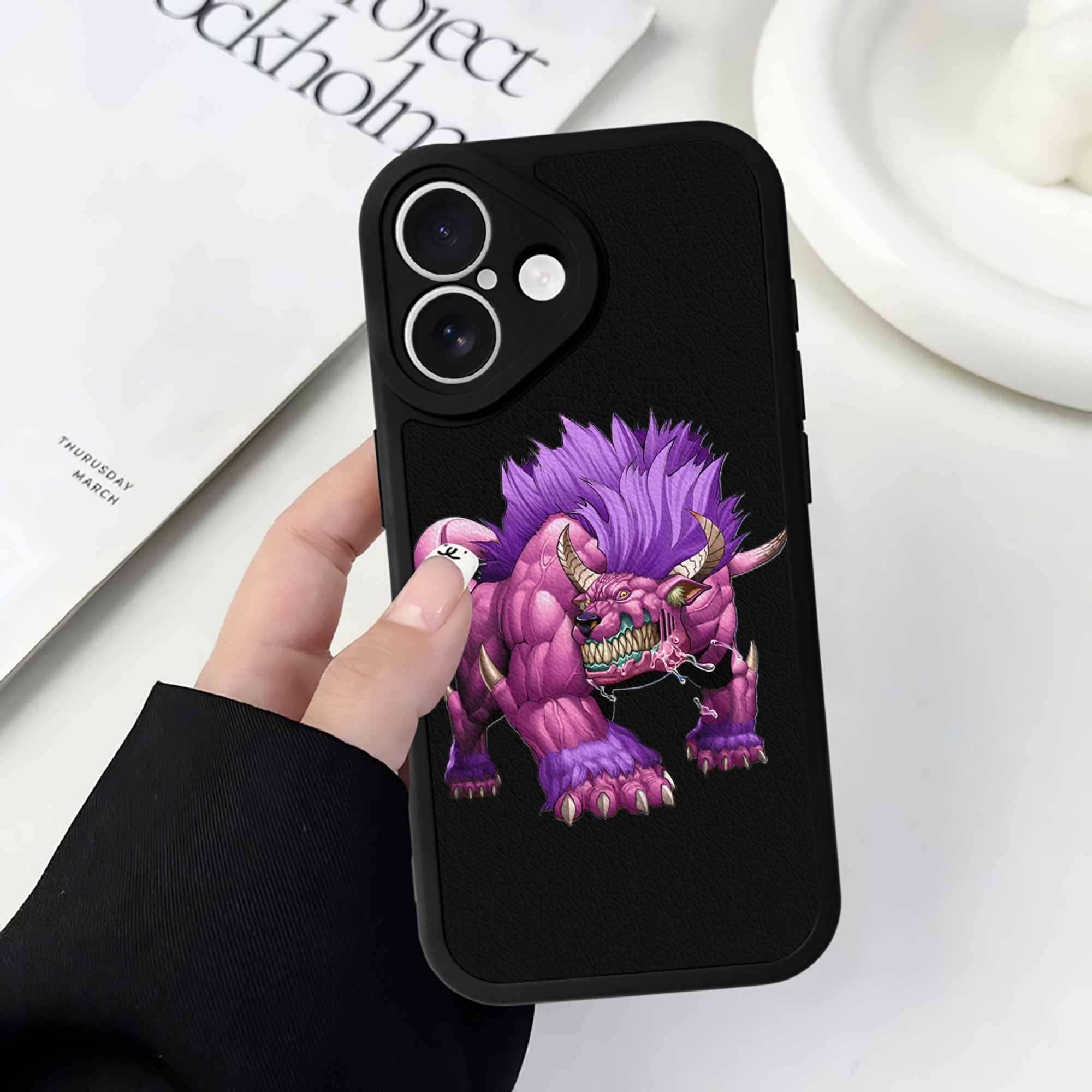 （画像用） 遊☆戯☆王 Yu-Gi-Oh! 【iPhone 16シリーズ対応】シリコンスマホケース（レザー調） 材質：シリコン
